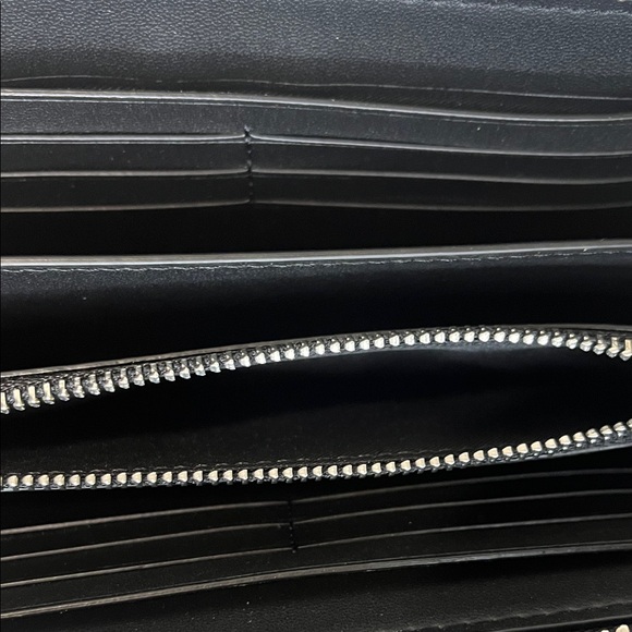 NWT - Coach Long Zip Around Wallet In Signature Canvas With Wristlet - Picture 7 of 9